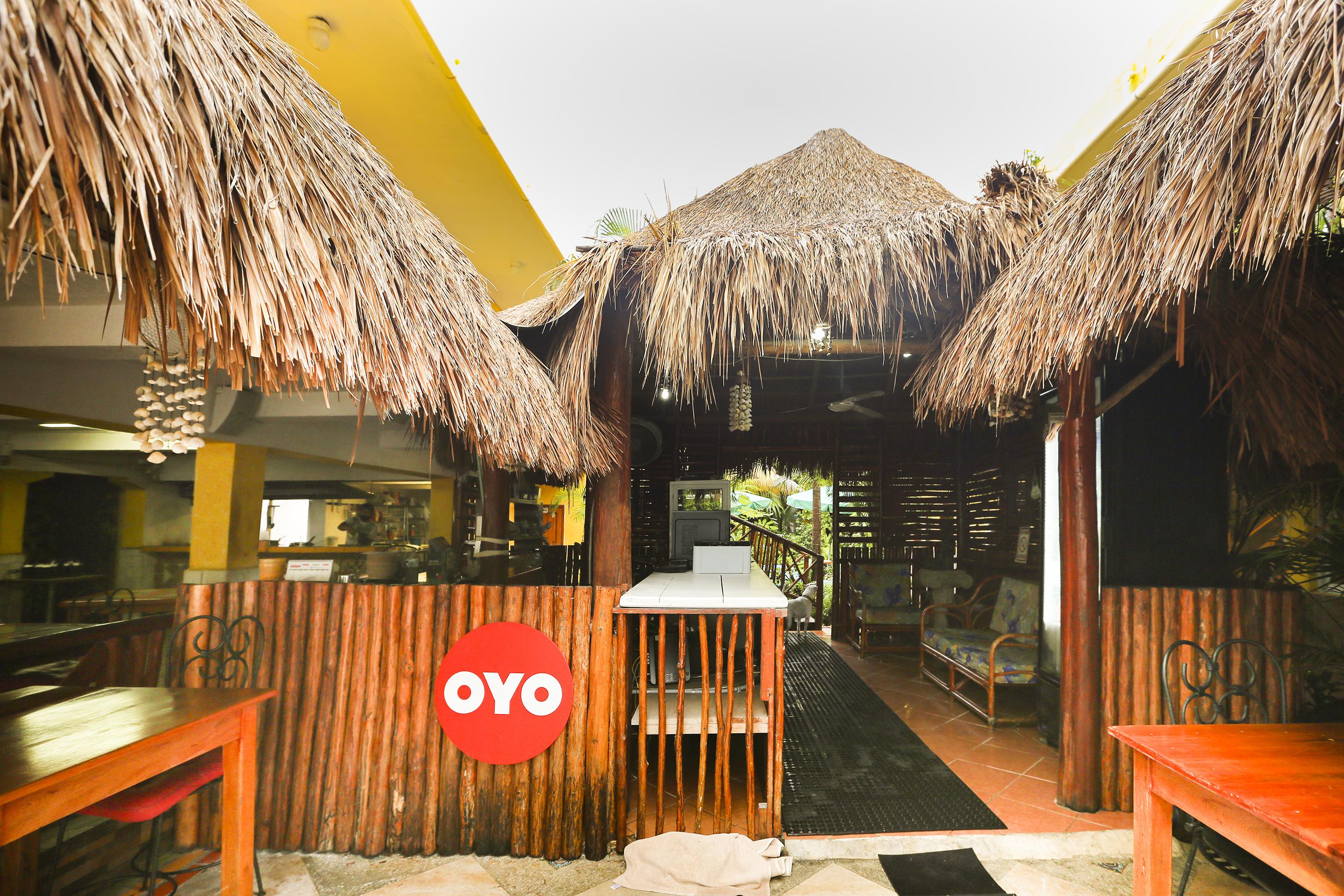 Oyo Hotel Playa Del Carmen Exterior photo