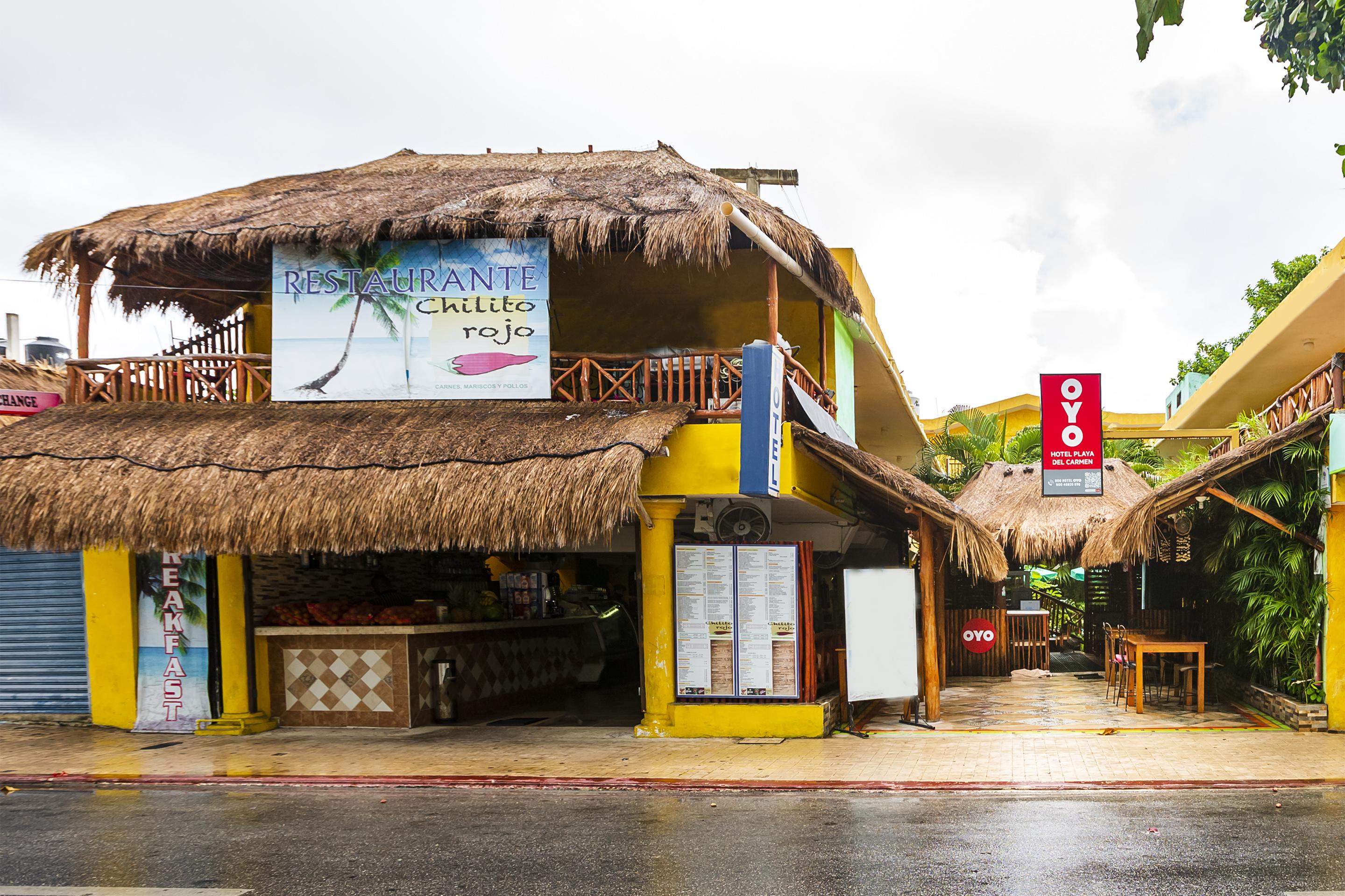 Oyo Hotel Playa Del Carmen Exterior photo